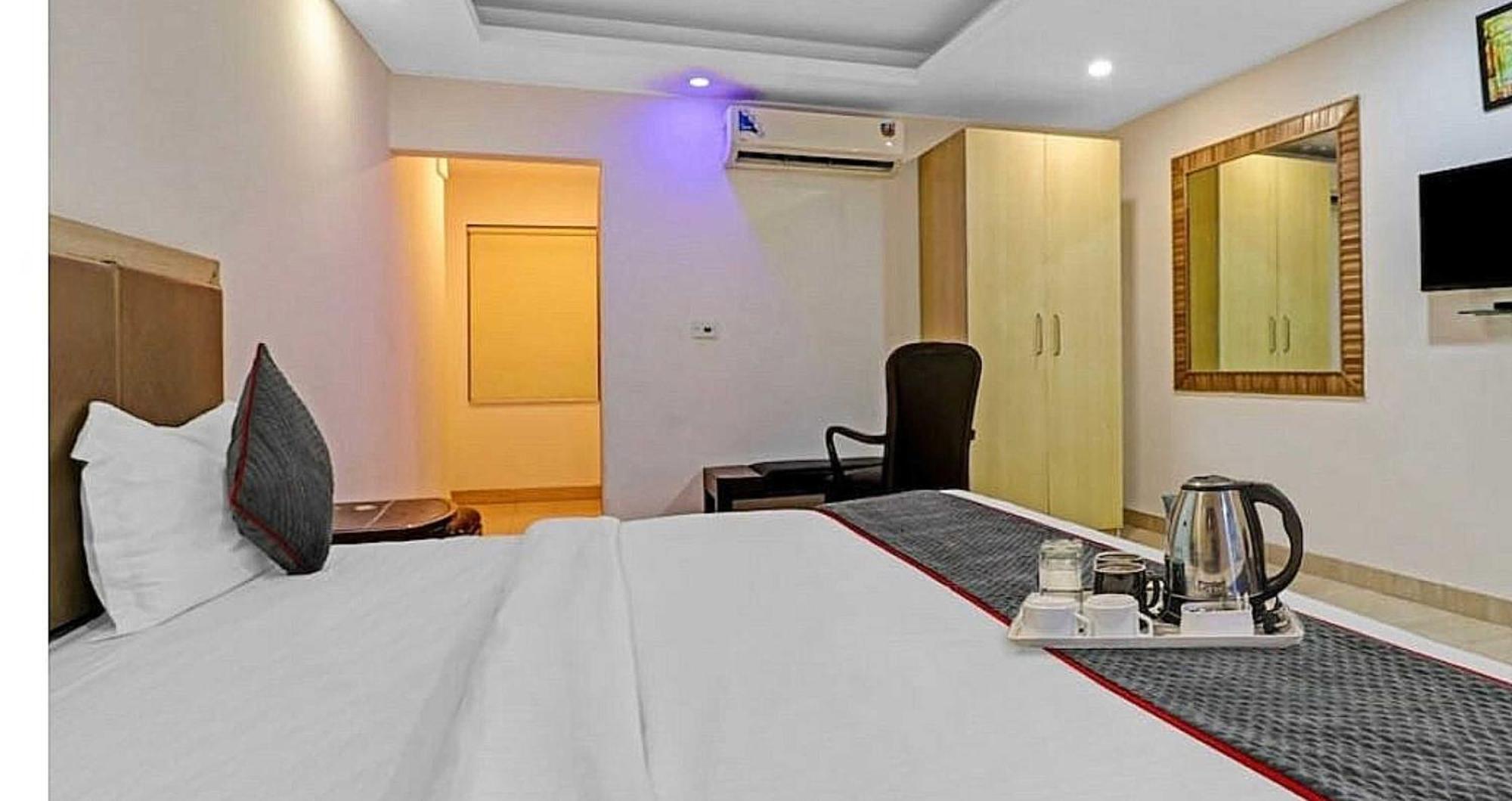 فندق أو واي أو 8404 آيروفلاي نيودلهي المظهر الخارجي الصورة
